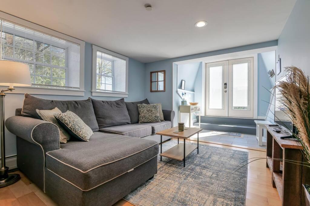2Br Apt W/ 3 Min Walk To Downtown Swh - Low Tide Southwest Harbor Exterior photo